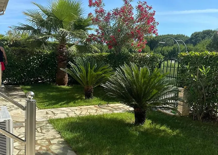 Gjiri I Lalzit Lura 3 Toni 公寓 Durrës